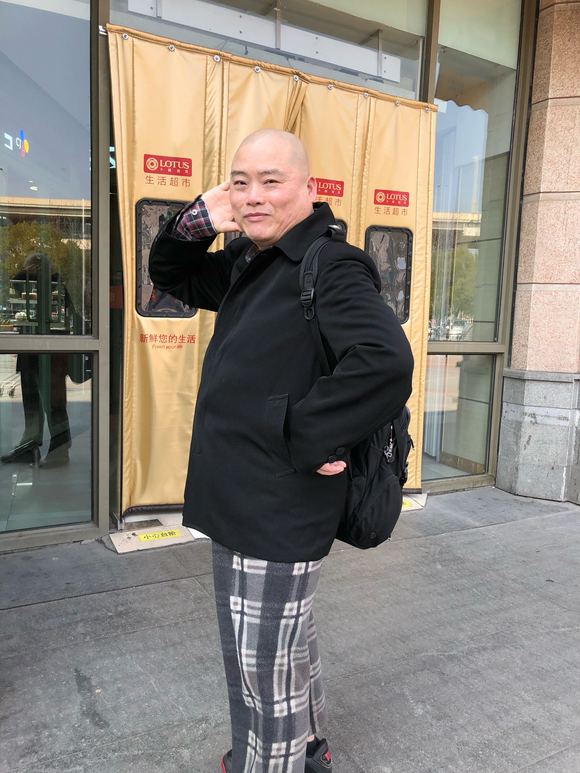 百度胖老师吧上海市公 安局轨道交通分局石宇玉老师求救  抖音快手百度贴吧百科图片视频知道搜索上海胖老师 ...